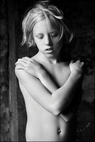 Lukas Roels fille nudiste 